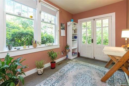 1794 Midgard Ave, Saanich, BC 