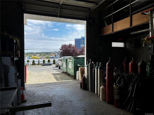 487 Burnside Rd East, Victoria, BC 