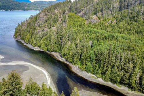 0 Humpback Bay, Sayward, BC 