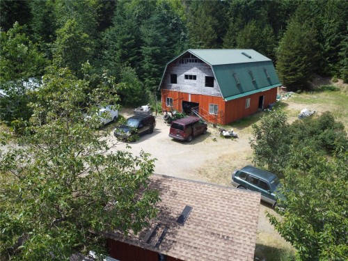 1075 Spider Lake Rd, Qualicum Beach, BC 