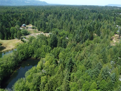 1075 Spider Lake Rd, Qualicum Beach, BC 