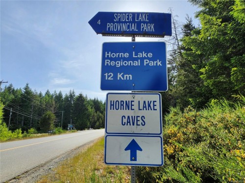 1075 Spider Lake Rd, Qualicum Beach, BC 