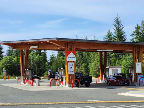 1075 Spider Lake Rd, Qualicum Beach, BC 