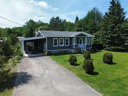 1725 Route du Nord  Brownsburg-Chatham, QC J8G 1E2