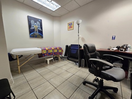 Office - 104-45 Place Charles-Le Moyne, Longueuil (Le Vieux-Longueuil), QC - Indoor