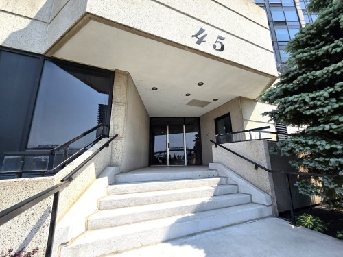 Entry - 104-45 Place Charles-Le Moyne, Longueuil (Le Vieux-Longueuil), QC - Outdoor