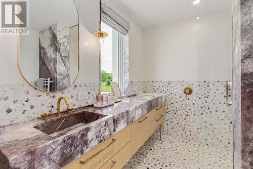 516450 7Th Line, Blue Mountains, ON - Indoor Photo Showing Bathroom