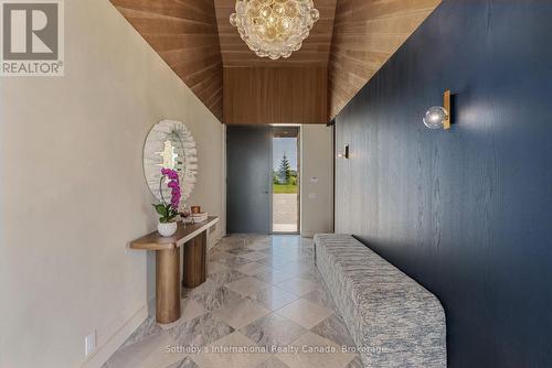 516450 7Th Line, Blue Mountains, ON - Indoor Photo Showing Other Room