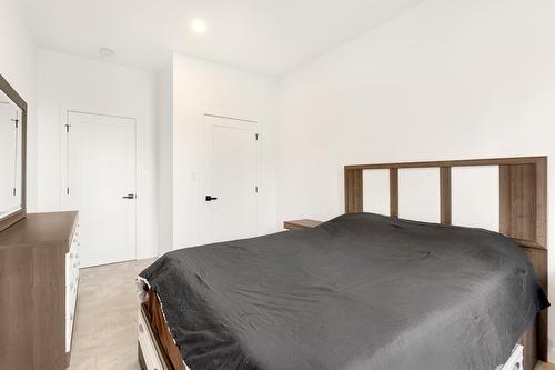 Chambre à coucher - 553 Av. Des Érables, Coaticook, QC - Indoor Photo Showing Bedroom