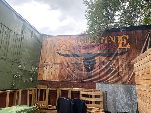 Commerce - 4370 Rue Notre-Dame O., Montréal (Le Sud-Ouest), QC 