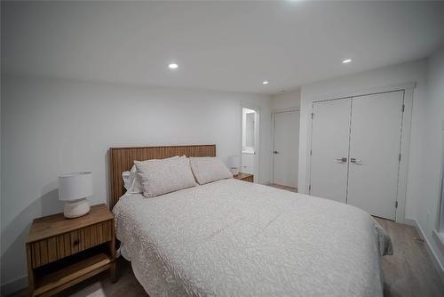 6392 Tie Lake Road, Jaffray, BC - Indoor Photo Showing Bedroom