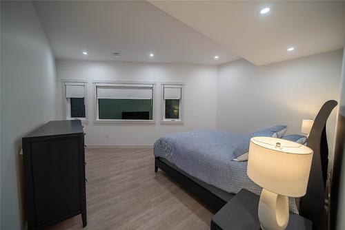 6392 Tie Lake Road, Jaffray, BC - Indoor