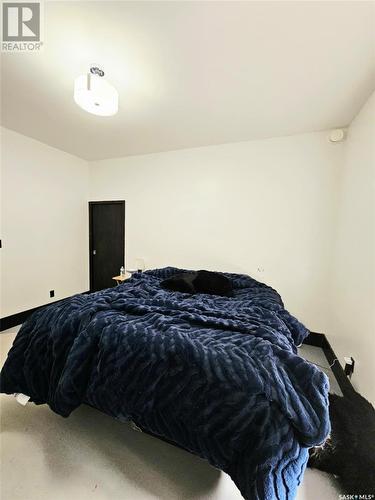 347 Maple Avenue, Yorkton, SK - Indoor Photo Showing Bedroom