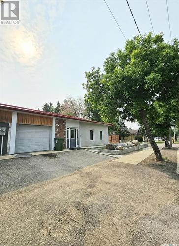 347 Maple Avenue, Yorkton, SK - Outdoor