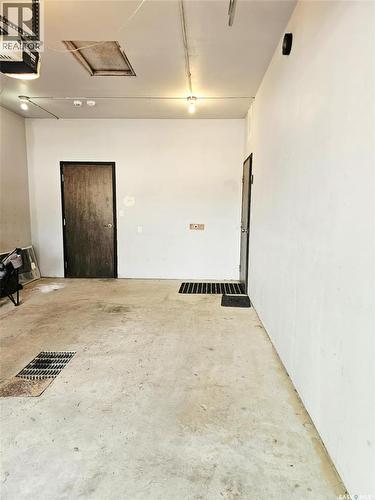 347 Maple Avenue, Yorkton, SK - Indoor