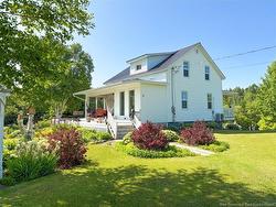 30 Smith Heights  Wicklow, NB E7L 3W9