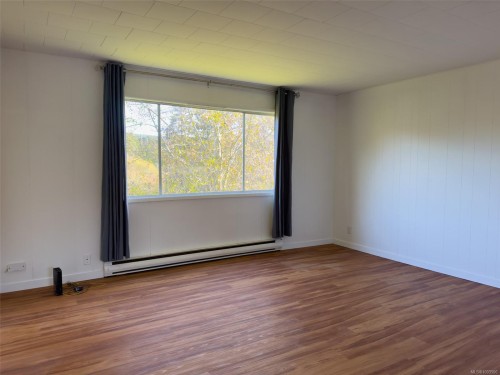 461 Coal Harbour Rd, Coal Harbour, BC - Indoor Photo Showing Other Room