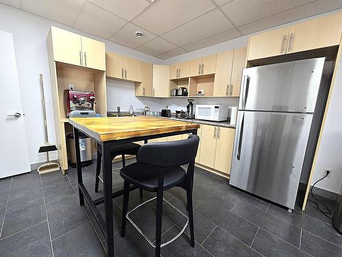 Kitchen - 3591Z  - 3595Z Boul. De La Grande-Allée, Boisbriand, QC - Indoor Photo Showing Kitchen