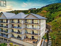 7922 Okanagan Landing Road Unit# 401  Vernon, BC V1H 2K5