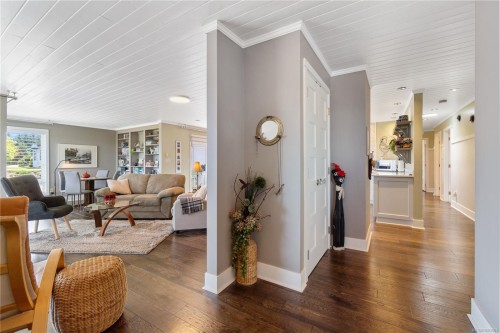 6039 Icarus Dr, Nanaimo, BC 