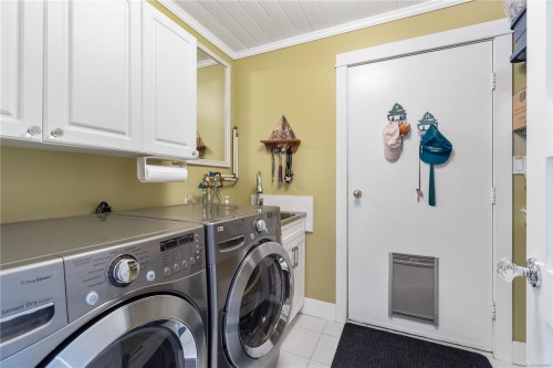 6039 Icarus Dr, Nanaimo, BC 