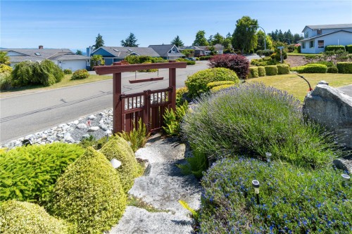 6039 Icarus Dr, Nanaimo, BC 