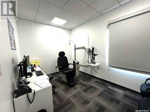 215 Chaplin Street W, Swift Current, SK 