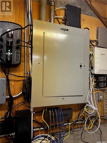 215 Chaplin Street W, Swift Current, SK 