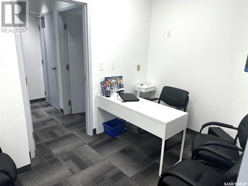 215 Chaplin Street W, Swift Current, SK 