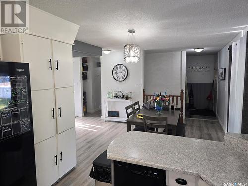 212 8Th Street E, Wynyard, SK - Indoor