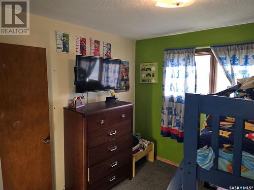 212 8Th Street E, Wynyard, SK - Indoor