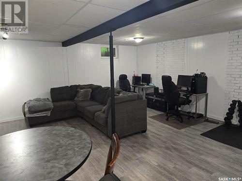 212 8Th Street E, Wynyard, SK - Indoor