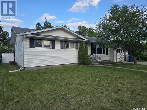 212 8Th Street E, Wynyard, SK - Outdoor