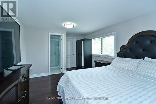 194 Braymore Boulevard, Toronto, ON - Indoor Photo Showing Bedroom