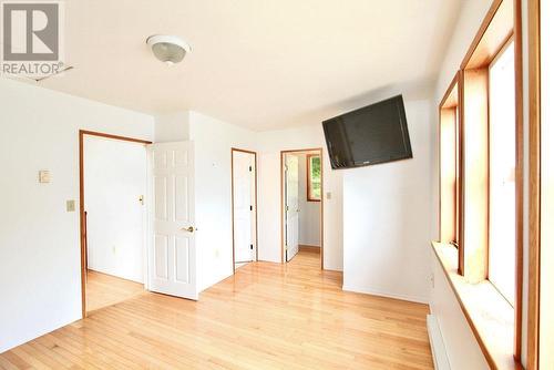 209 2Nd Avenue, Daajing Giids City, BC - Indoor Photo Showing Other Room