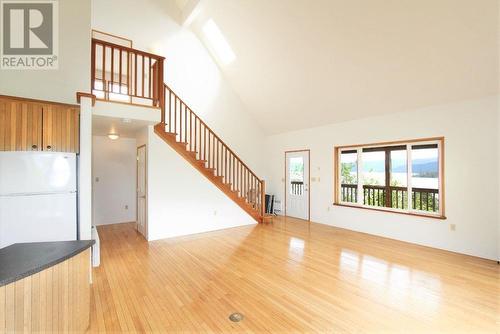 209 2Nd Avenue, Daajing Giids City, BC - Indoor Photo Showing Other Room