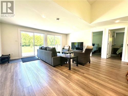11927 Highway 540, Gore Bay, Manitoulin Island, ON - Indoor Photo Showing Living Room