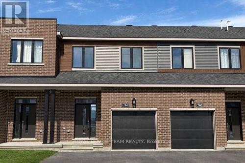 742 FAIRLINE ROW  Ottawa, ON K2V 0V7