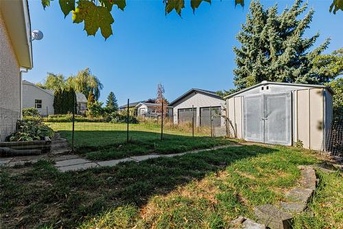 1416 Alder Street, Creston, BC - Outdoor