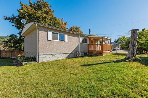 1416 Alder Street, Creston, BC - Outdoor