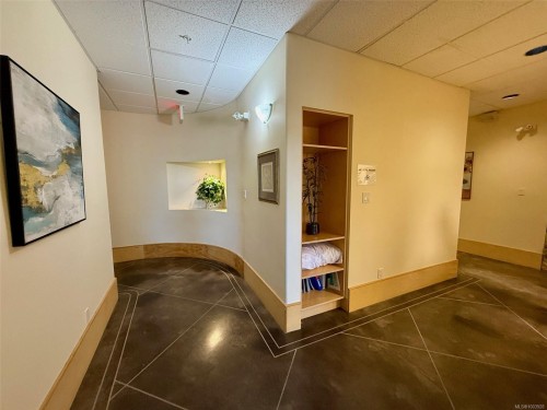 5,6,7-10030 Resthaven Dr, Sidney, BC 