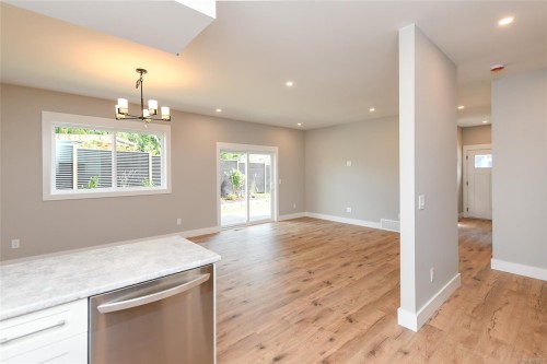 B-2315 Mcdonald Rd, Comox, BC - Indoor