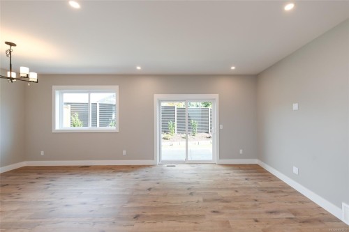 B-2315 Mcdonald Rd, Comox, BC - Indoor Photo Showing Other Room