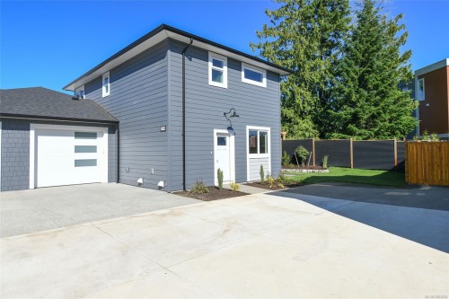 B-2315 Mcdonald Rd, Comox, BC - Outdoor With Exterior