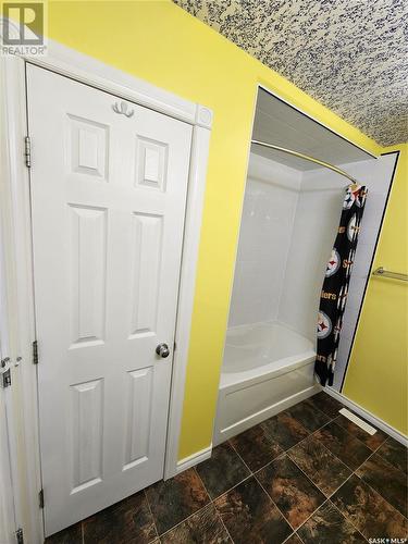 48 Whitewater Place, Yorkton, SK - Indoor Photo Showing Other Room