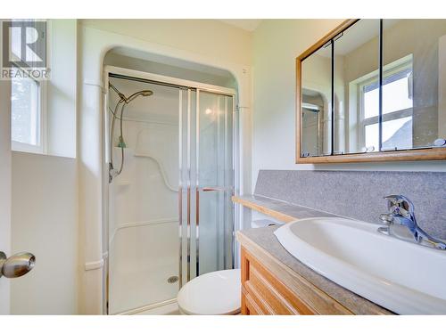 1053 Ptarmigan Road, Chase, BC - Indoor Photo Showing Bathroom