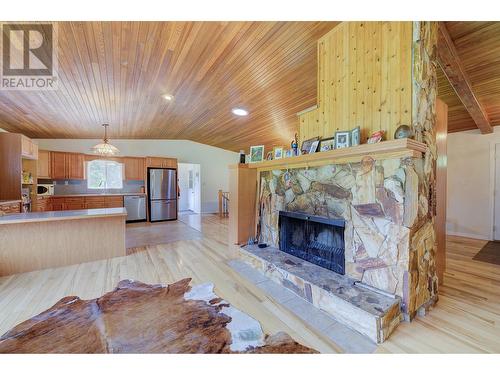 1053 Ptarmigan Road, Chase, BC - Indoor Photo Showing Living Room With Fireplace