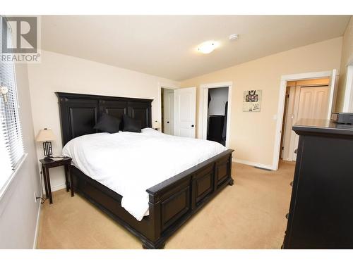 9003 Cherry Lane, Coldstream, BC - Indoor Photo Showing Bedroom