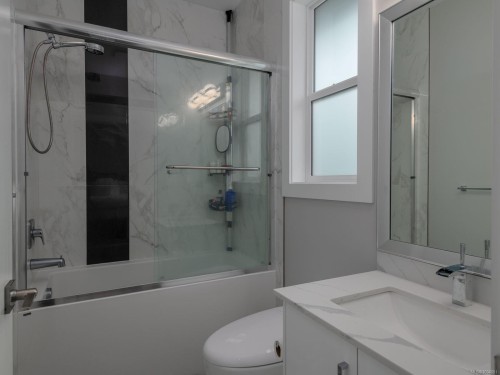 5814 Linley Valley Dr, Nanaimo, BC 