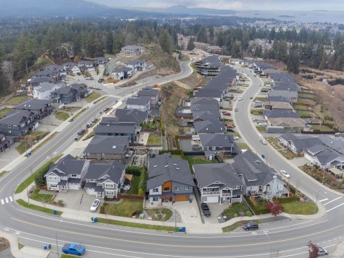 5814 Linley Valley Dr, Nanaimo, BC 